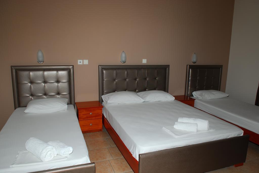 John & Eve Hotel Paralía Rum bild