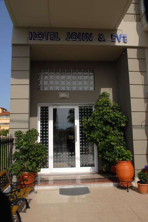 John & Eve Hotel Paralía Exteriör bild