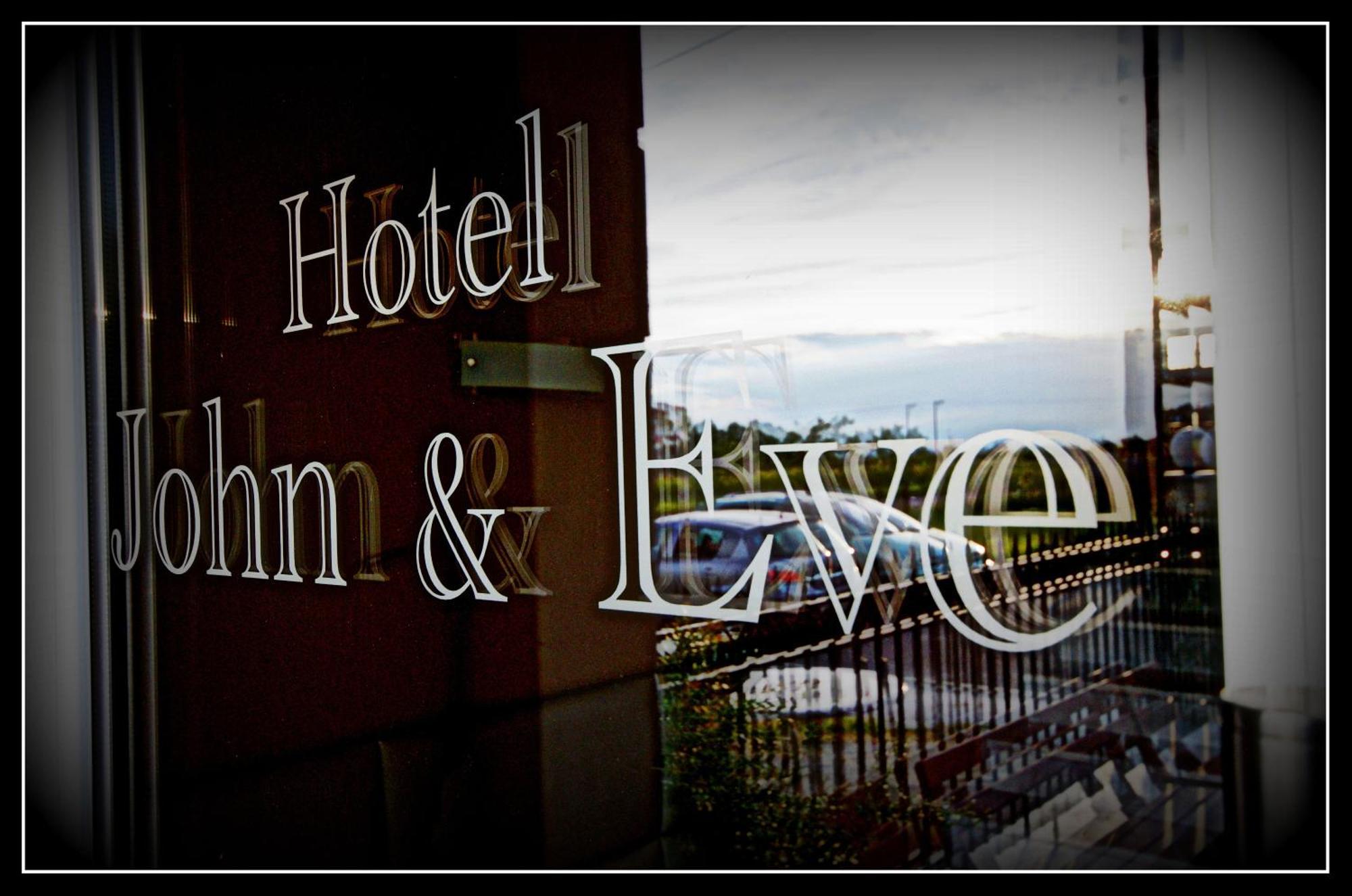 John & Eve Hotel Paralía Exteriör bild
